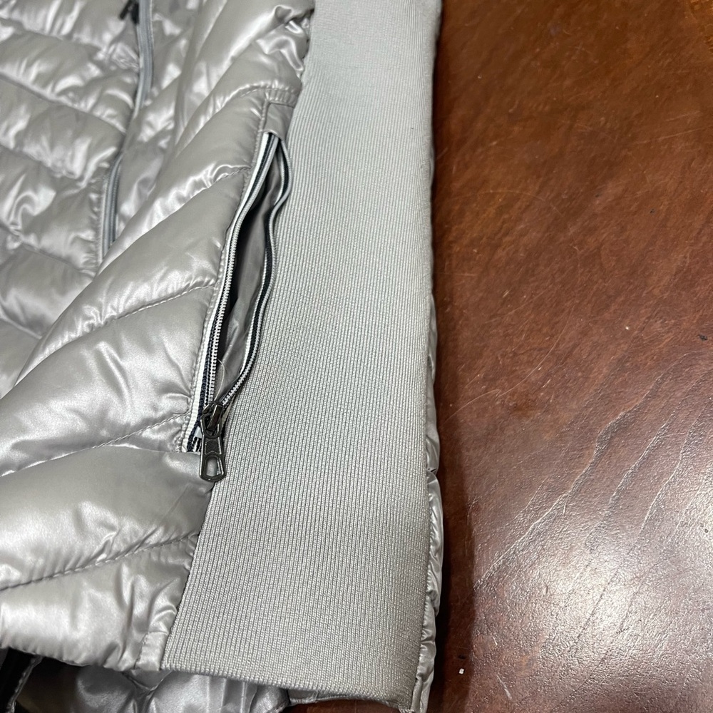Gap Primaloft Down Alternative Silver Grey Puffer… - image 5